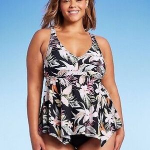 NWT Kona Sol Black Tropical Floral Tankini Top